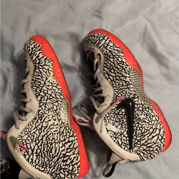 Foams - Picture 3 of 3